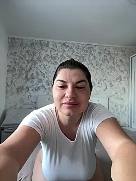 evaxxxcurvyxxx online show from 07-23-26, 06:33