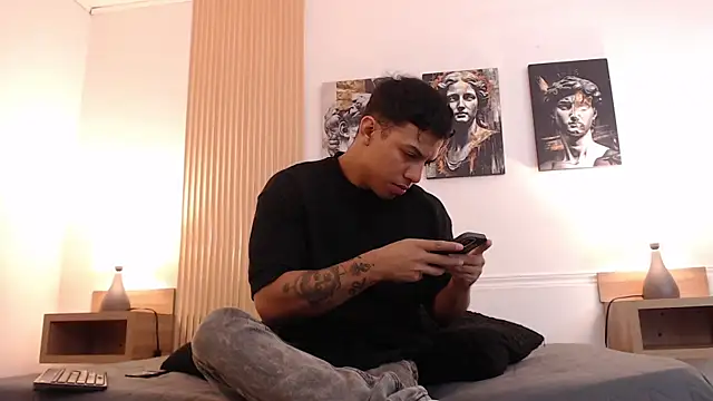 Diego salvatore online show from 07-16-26, 02:36