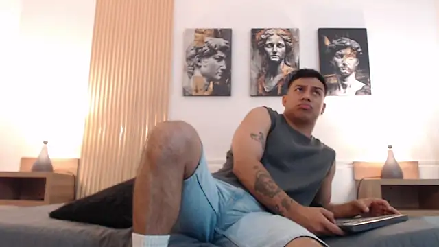 Diego salvatore online show from 07-18-26, 07:44
