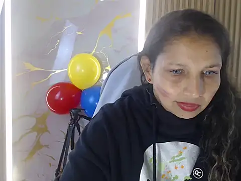 Snapshot of Danna_Sg chatting on 06-18-26, 04:44 Danna Sg online show from 06-18-26, 04:44