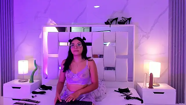 Lana Hard As online show from 07-10-26, 07:36