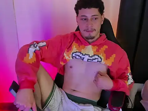 Snapshot of Alexlux1 chatting on 05-29-26, 07:42 Alexlux1 online show from 05-29-26, 07:42