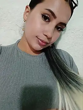 Snapshot of shantall_cute chatting on 07-15-26, 04:52 shantall cute online show from 07-15-26, 04:52