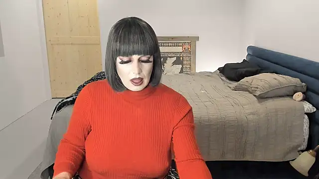 Snapshot of Danielle_tv33 chatting on 06-14-26, 04:35 Danielle tv33 online show from 06-14-26, 04:35