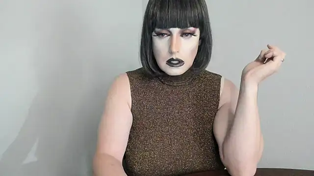 Danielle tv33 online show from 12-28-24, 05:44