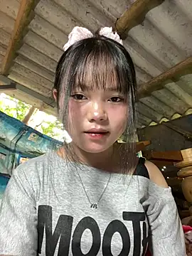 Snapshot of BabyLyly20 chatting on 06-07-26, 12:16 BabyLyly20 online show from 06-07-26, 12:16