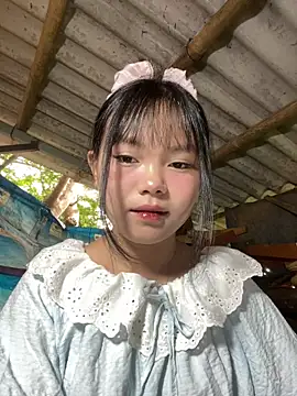 Snapshot of BabyLyly20 chatting on 06-05-26, 12:15 BabyLyly20 online show from 06-05-26, 12:15