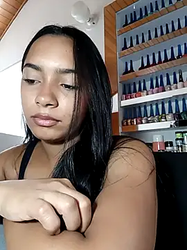 Snapshot of xcleila chatting on 06-24-26, 02:15 xcleila online show from 06-24-26, 02:15