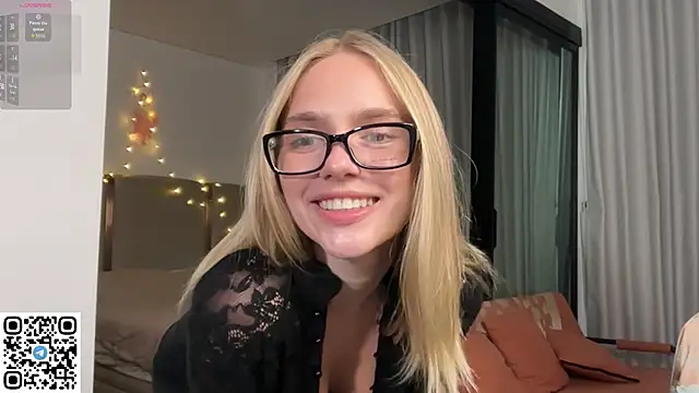 Snapshot of mellissa_xo chatting on 06-22-26, 08:33 mellissa xo online show from 06-22-26, 08:33