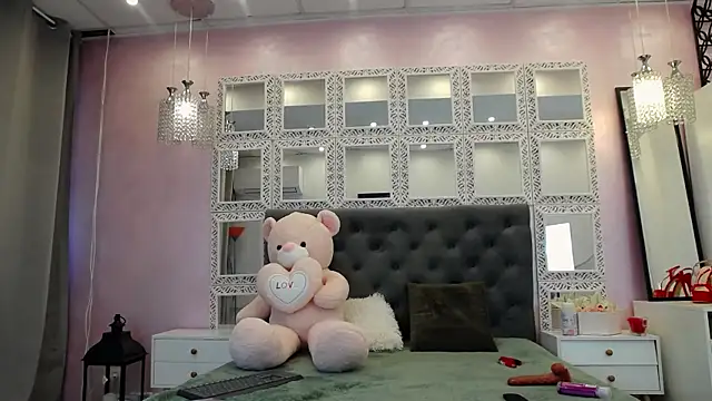 Snapshot of Kalyystra chatting on 06-03-26, 06:14 Kalyystra online show from 06-03-26, 06:14