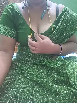 Tamil-kaviya98 online show from 07-01-26, 09:53
