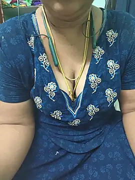 Tamil-kaviya98 online show from 06-30-26, 07:41