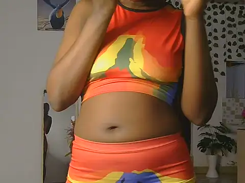 Skyy Brown online show from 06-25-26, 10:59