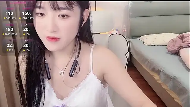 Snapshot of chunchun_2026 chatting on 06-17-26, 01:54 chunchun 2026 online show from 06-17-26, 01:54