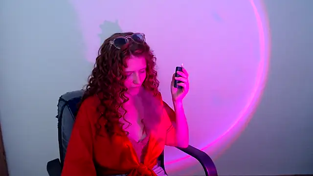 Snapshot of ViolaHot_ chatting on 06-14-26, 12:28 ViolaHot online show from 06-14-26, 12:28