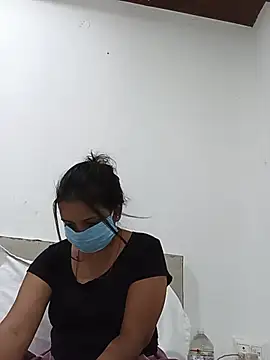 Riya hot8 online show from 06-05-26, 07:25