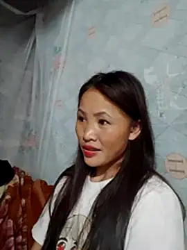 Snapshot of Malin_9k chatting on 06-21-26, 03:40 Malin 9k online show from 06-21-26, 03:40
