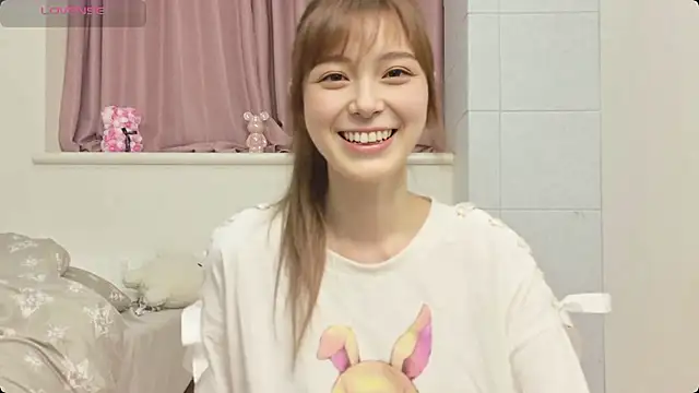 Snapshot of -Ria1022- chatting on 07-26-26, 03:19 -Ria1022- online show from 07-26-26, 03:19