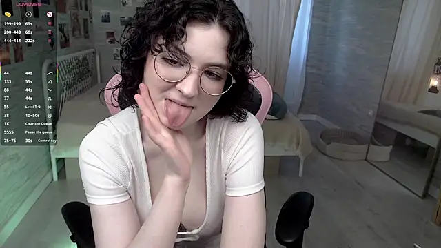 JackieApplePie online show from 07-09-26, 07:53