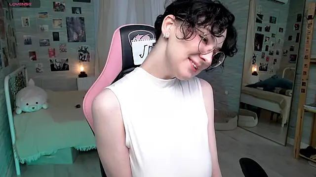 JackieApplePie online show from 07-27-26, 06:20