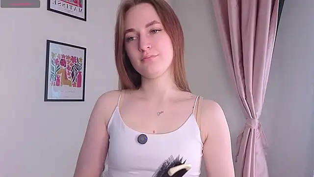 Snapshot of LeishaChamblee chatting on 06-25-26, 01:36 LeishaChamblee online show from 06-25-26, 01:36