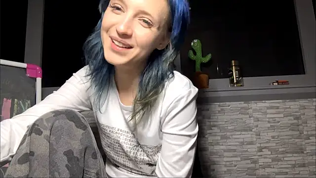 Snapshot of AntoinetteCrispell chatting on 06-01-26, 07:57 AntoinetteCrispell online show from 06-01-26, 07:57