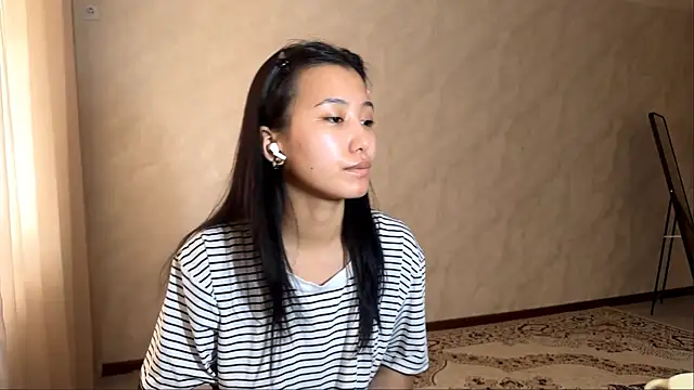 Snapshot of AikoHokonu chatting on 06-15-26, 06:46 AikoHokonu online show from 06-15-26, 06:46