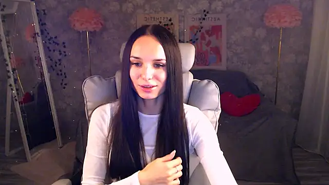 NicoleMerz online show from 06-30-26, 05:24