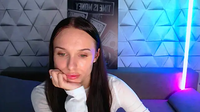 Snapshot of NicoleMerz chatting on 05-28-26, 07:42 NicoleMerz online show from 05-28-26, 07:42
