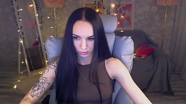 NicoleMerz online show from 06-27-26, 06:14