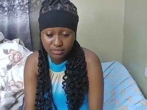 Snapshot of _Empress chatting on 06-15-26, 08:41 Empress online show from 06-15-26, 08:41
