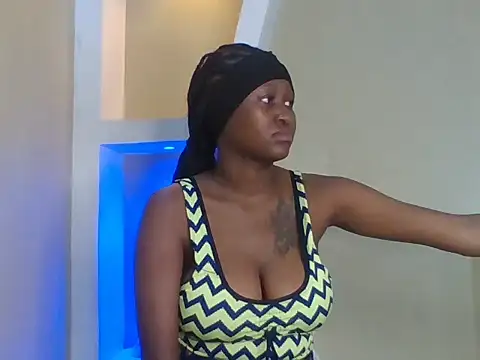 Snapshot of _Empress chatting on 06-24-26, 07:55 Empress online show from 06-24-26, 07:55