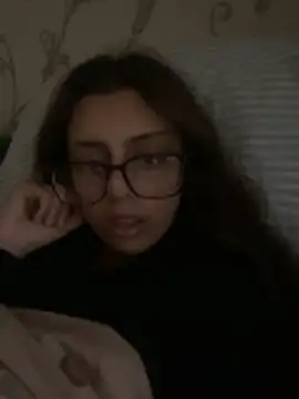 brownpetitegirlxo online show from 06-07-26, 07:19