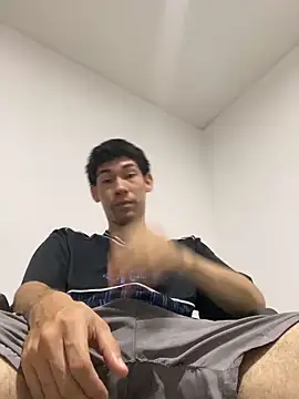 Snapshot of mathias_camil chatting on 06-15-26, 06:02 mathias camil online show from 06-15-26, 06:02