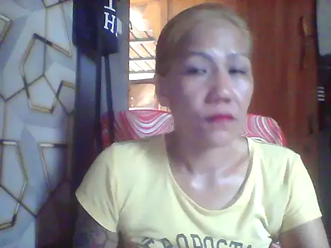 Snapshot of pinayheartaker chatting on 06-22-26, 02:06 pinayheartaker online show from 06-22-26, 02:06