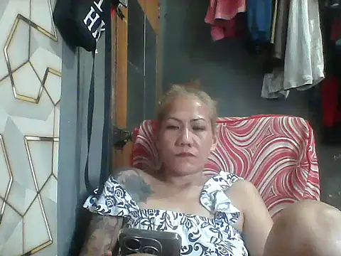 Snapshot of pinayheartaker chatting on 07-09-26, 03:07 pinayheartaker online show from 07-09-26, 03:07
