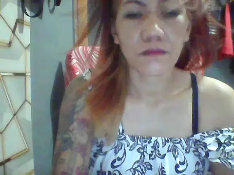 Snapshot of pinayheartaker chatting on 06-24-26, 02:43 pinayheartaker online show from 06-24-26, 02:43