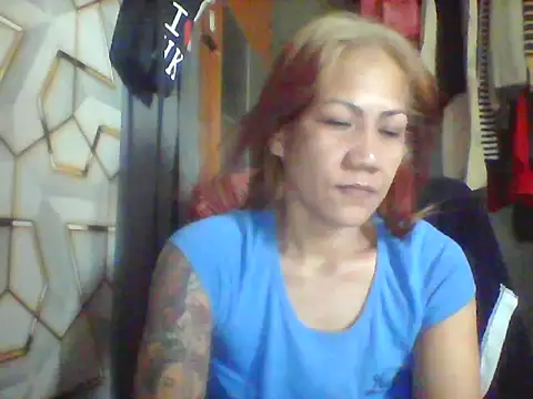 Snapshot of pinayheartaker chatting on 06-18-26, 01:59 pinayheartaker online show from 06-18-26, 01:59