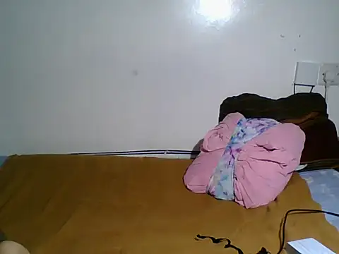 Snapshot of curvy_queen89 chatting on 06-26-26, 07:47 curvy queen89 online show from 06-26-26, 07:47