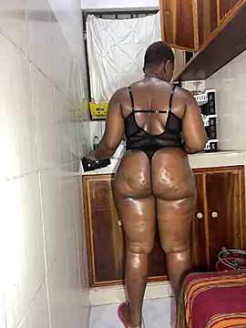 Snapshot of curvy_queen89 chatting on 07-09-26, 06:14 curvy queen89 online show from 07-09-26, 06:14