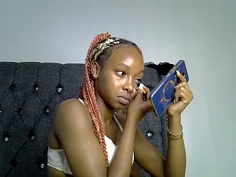 cocolaurah online show from 06-27-26, 01:28