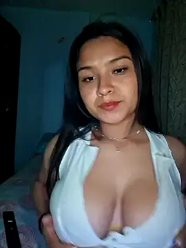 Snapshot of moretti_ary chatting on 06-11-26, 04:53 moretti ary online show from 06-11-26, 04:53