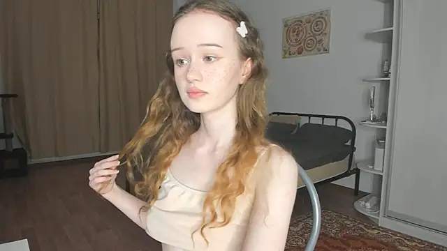 Snapshot of babymolly2 chatting on 06-25-26, 06:24 babymolly2 online show from 06-25-26, 06:24