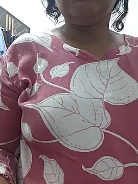 Snapshot of manjusrma005 chatting on 06-09-26, 03:13 manjusrma005 online show from 06-09-26, 03:13