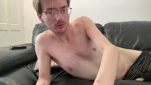 Snapshot of RomanStormX chatting on 06-16-26, 03:12 RomanStormX online show from 06-16-26, 03:12