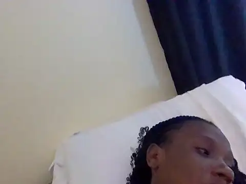 Snapshot of Sexxy_petite1 chatting on 07-09-26, 12:55 Sexxy petite1 online show from 07-09-26, 12:55