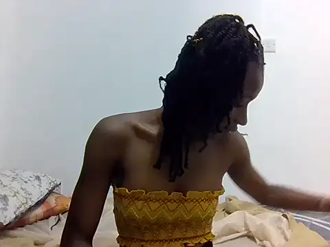 Snapshot of Sexxy_petite1 chatting on 06-17-26, 10:36 Sexxy petite1 online show from 06-17-26, 10:36