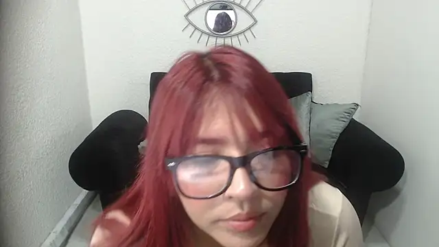 Snapshot of beckysexyhot chatting on 06-04-26, 01:16 beckysexyhot online show from 06-04-26, 01:16