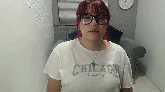 Snapshot of beckysexyhot chatting on 05-28-26, 02:45 beckysexyhot online show from 05-28-26, 02:45