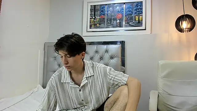 Snapshot of Marcoviolet chatting on 06-04-26, 12:32 Marcoviolet online show from 06-04-26, 12:32